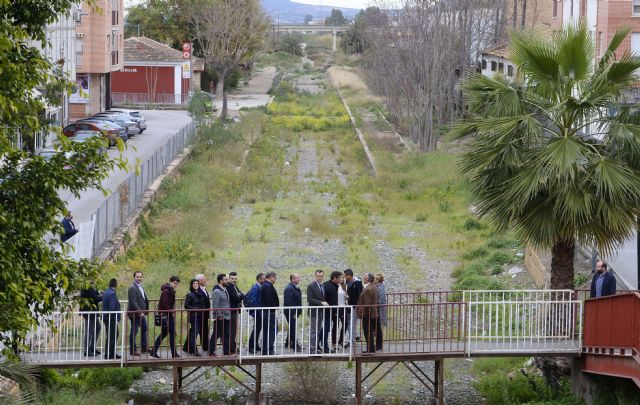 El antiguo trazado ferroviario entre Los Ramos y Los Dolores se convertirá en un pulmón verde y zona de ocio para todos los vecinos - 1, Foto 1