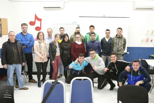 Quince jóvenes del municipio se forman para obtener el Certificado de Profesionalidad en Transporte Sanitario - 2, Foto 2