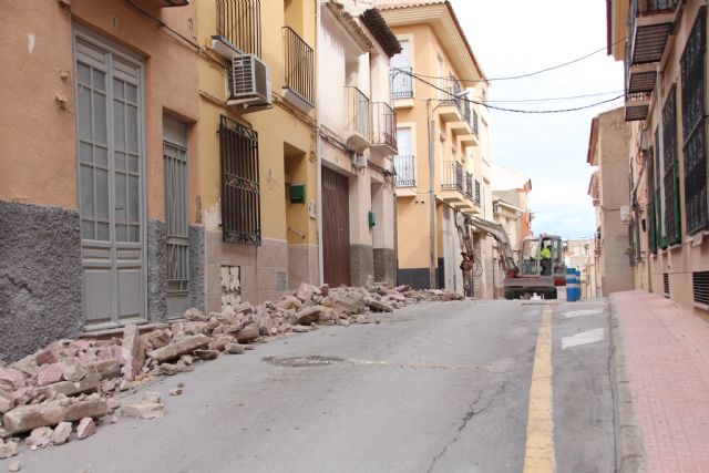 Comienzan las obras de plataforma nica en la calle Parricas y renovacin de redes de agua y saneamiento en la avenida España, Foto 9