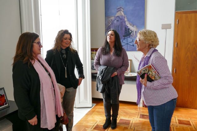 La alcaldesa recibe a la Asociación Lupus de Cartagena - 1, Foto 1