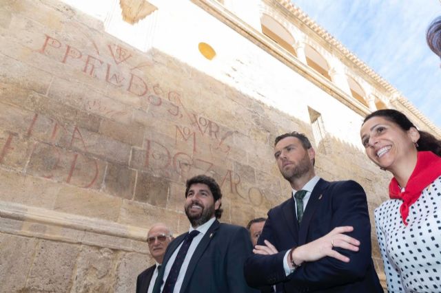 López Miras inaugura la fachada principal  de la iglesia parroquial de El Salvador, recientemente res taurada - 2, Foto 2