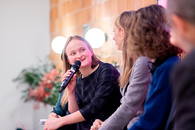 Las mujeres solo representan el 9,3 % del total de programadores en España - 1, Foto 1