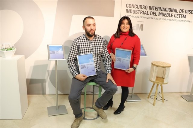 Un asiento adaptable y una lámpara-mesita de noche galardonados en el 24º Concurso Internacional del Mueble de CETEM - 3, Foto 3