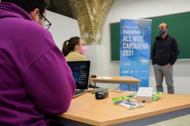 Nuevas tecnologías de sensorización para lograr metrópolis sostenibles en el hackathon de la UPCT y Suez - 1, Foto 1
