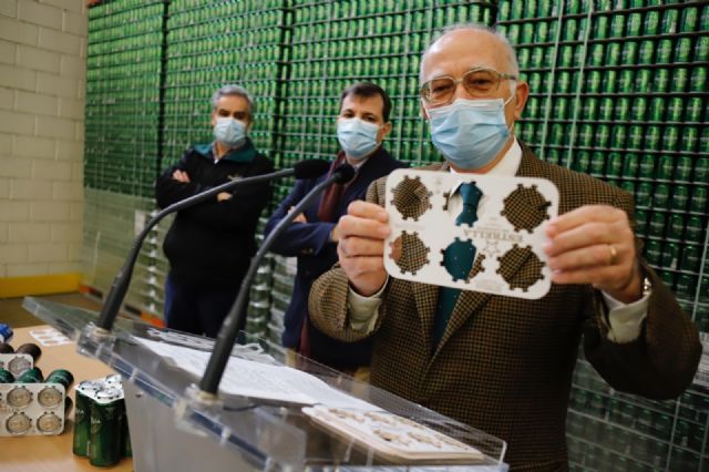 Estrella de Levante sustituye las anillas de plástico de las latas por cartón cien por cien biodegradable - 1, Foto 1