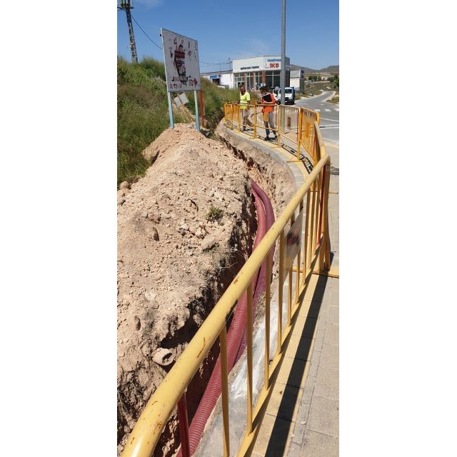 Finaliza el proceso de regularización del suministro eléctrico del Polígono Industrial Cerro del Castillo - 2, Foto 2