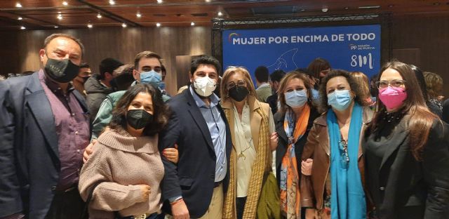 Mujer por encima de todo - 1, Foto 1