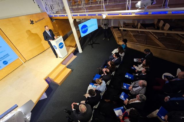 El Gobierno regional propone un cambio de modelo educativo de país que incluya la educación obligatoria hasta los 18 años - 1, Foto 1