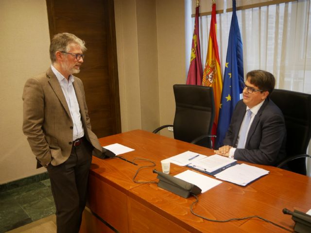 Martínez-Carrasco: Queda de nuevo patente la inutilidad de la Comisión de Investigación sobre el Aeropuerto, ya que el procedimiento de liquidación sigue abierto - 1, Foto 1