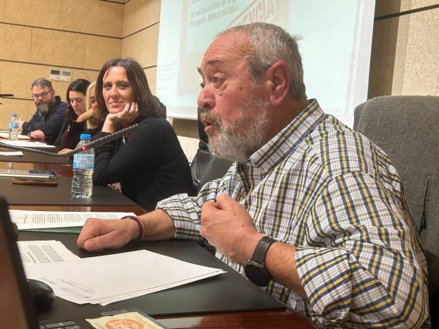 IU-Verdes reúne a sindicatos, colectivos y fuerzas políticas para defender la Vivienda digna por derecho en Murcia - 4, Foto 4