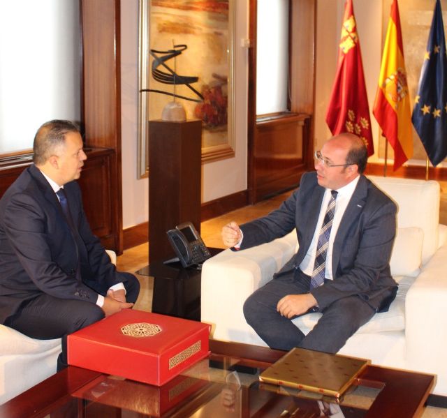 El presidente de la Comunidad se reúne con el cónsul general del Reino de Marruecos - 2, Foto 2