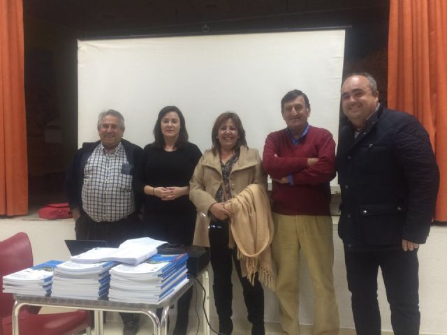 El concejal de Descentralización escuchó las necesidades de los vecinos de Galifa - 2, Foto 2