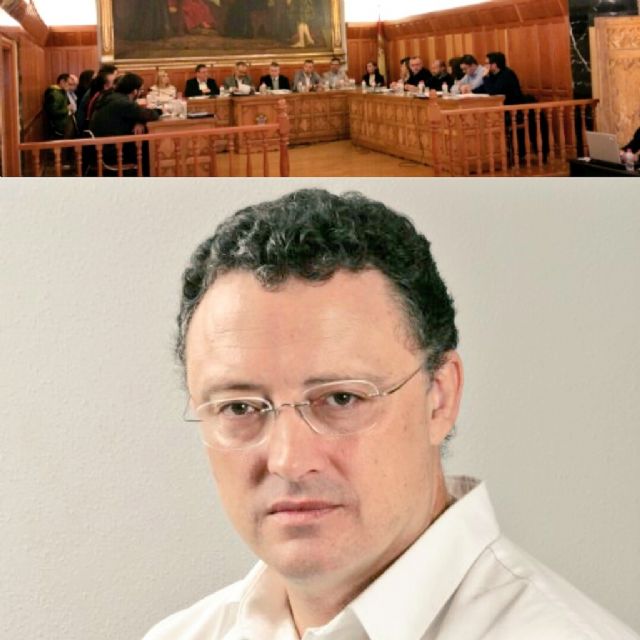 El Pleno aprueba por unanimidad la propuesta del PP de nombrar Hijo Predilecto de Caravaca a Luis Leante - 1, Foto 1