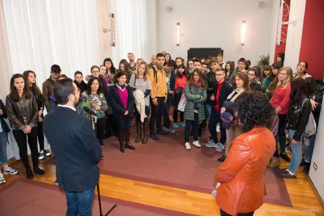 Jóvenes extranjeros visitan Cartagena gracias a un programa de intercambio contra la discriminación de género - 3, Foto 3