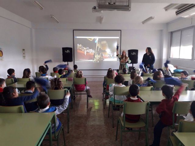 Más de 1200 niños conocen la Semana Santa con GuiAzul - 1, Foto 1