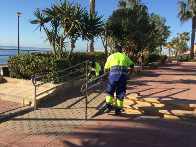 El Ayuntamiento pone en marcha una actuación de mejora en la plaza Fernando Rey - 1, Foto 1