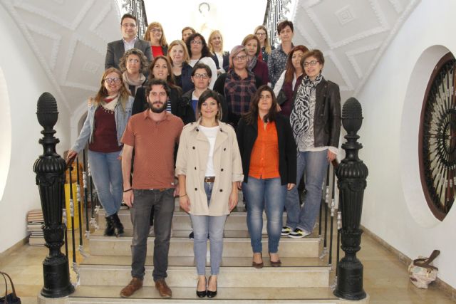 Quince mujeres se formarán y trabajarán como administrativas durante un año - 1, Foto 1