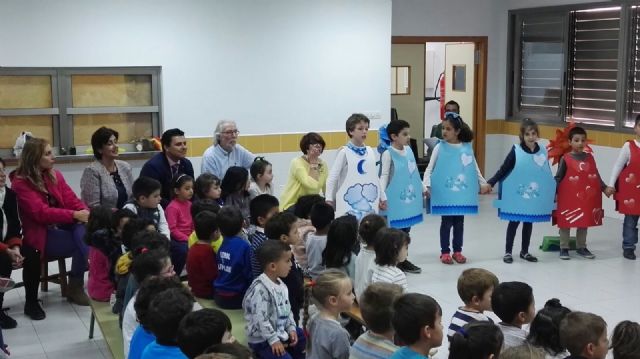 La pintura invade el CEIP El Mirador en su Semana Cultural - 1, Foto 1