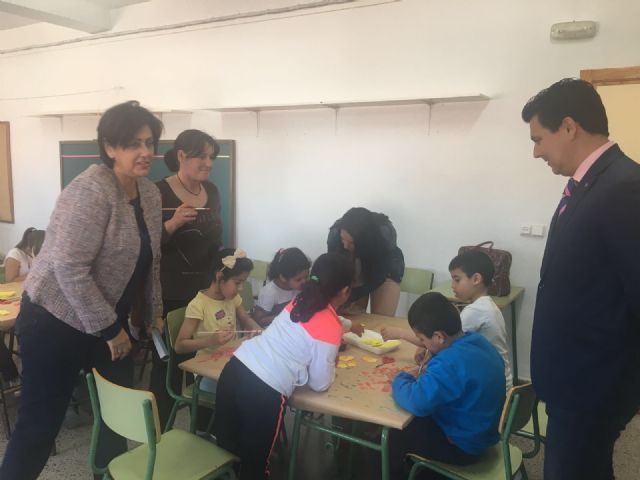 La pintura invade el CEIP El Mirador en su Semana Cultural - 2, Foto 2