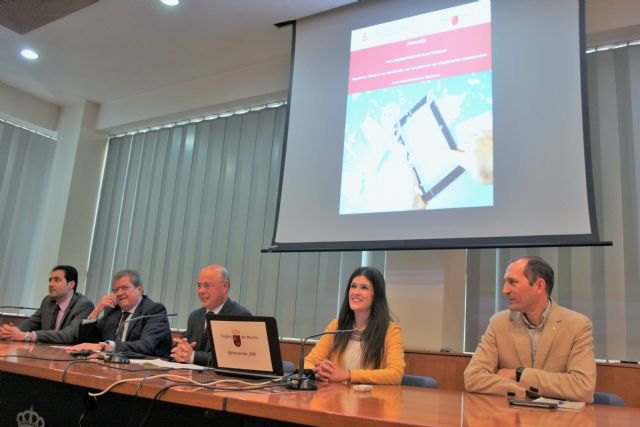 Cerca de un centenar de economistas se forman en Administración electrónica - 2, Foto 2