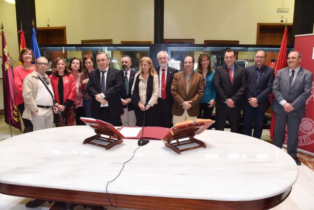 La Universidad de Murcia celebró la toma de posesión de ocho nuevos catedráticos y profesores titulares - 1, Foto 1