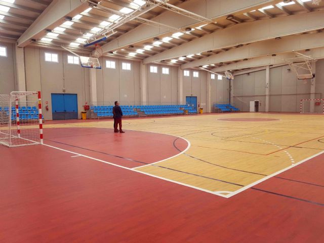 El Ayuntamiento instala el pavimento deportivo en el pabellón de Archivel, con una inversión de 53.000 euros - 1, Foto 1