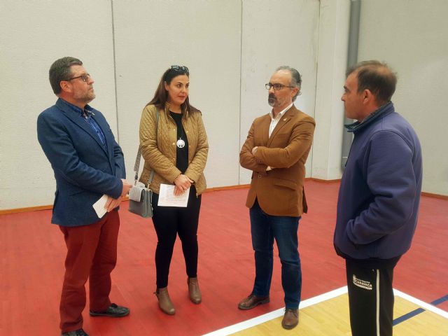 El Ayuntamiento instala el pavimento deportivo en el pabellón de Archivel, con una inversión de 53.000 euros - 3, Foto 3