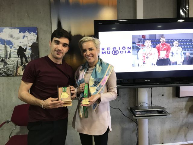 Martínez Cachá recibe a Jaime Martínez, el atleta murciano ganador de dos oros en el Campeonato de Europa de Atletismo para Sordos - 2, Foto 2