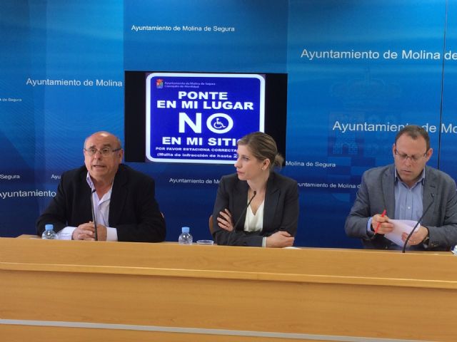 El Ayuntamiento de Molina de Segura fomenta el respeto de los espacios reservados a personas con movilidad reducida a través de la campaña de concienciación Ponte en mi lugar, no en mi sitio - 3, Foto 3