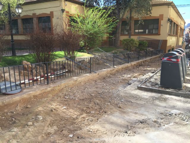 Comienzan las obras de renovación de servicios e infraestructuras de la calle Fueros - 1, Foto 1