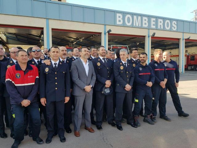 José López se congratula del reconocimiento profesional a los bomberos de Cartagena, auspiciado por su labor en la Alcaldía - 4, Foto 4