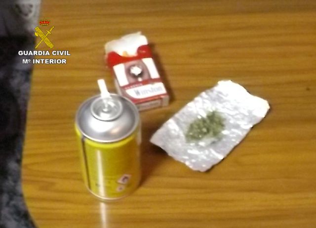La Guardia Civil desmantela un punto de venta de droga al menudeo - 1, Foto 1