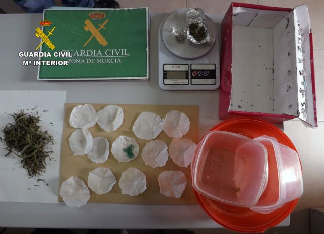 La Guardia Civil desmantela un punto de venta de droga al menudeo - 4, Foto 4