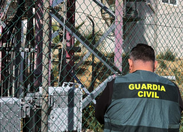 La Guardia Civil desmantela un grupo criminal dedicado a la sustracción de baterías en instalaciones de telefonía móvil - 2, Foto 2