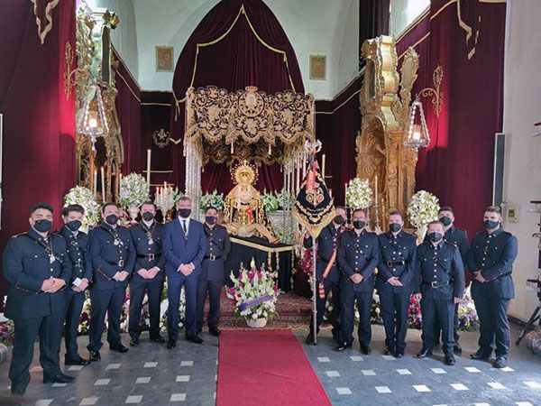 Veneración y cultos de la Hermandad de la Soledad el Viernes Santo en Alcalá del Río - 2, Foto 2