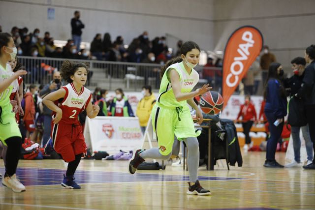 Copa COVAP y Hospital Reina Sofía advierten de la importancia de cuidar la microbiota en los primeros años de vida para disminuir la tasa de alergia, que ya alcanza al 8% de niños y al 3% de adultos - 1, Foto 1