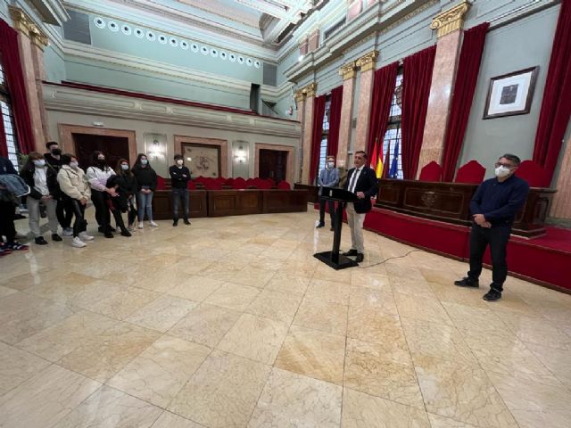 Alumnos del proyecto Erasmus+ de Portugal y Polonia visitan el Ayuntamiento de Murcia - 2, Foto 2