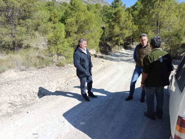 El PP comparte la inquietud de los vecinos de las pedanías altas y propone la restitución al estado original del paraje natural de los Ojos del río Luchena - 1, Foto 1