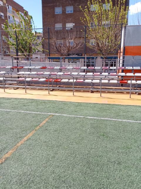 El Ayuntamiento de Murcia mejora las instalaciones deportivas con la reposición de 250 asientos - 1, Foto 1