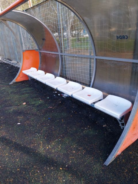 El Ayuntamiento de Murcia mejora las instalaciones deportivas con la reposición de 250 asientos - 4, Foto 4