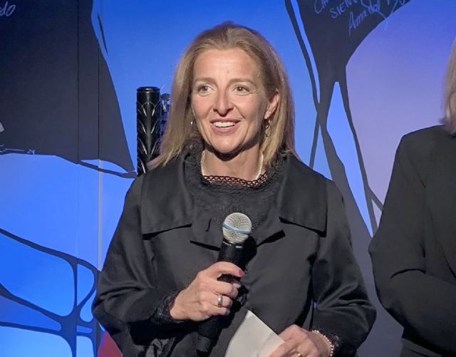 Más de setenta personas arropan a Victoria Kapkan como nueva Madrina del Cristo Resucitado - 4, Foto 4