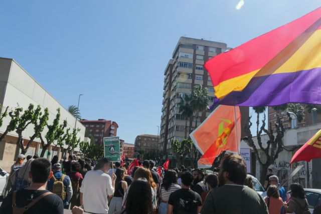 Marea por la vivienda digna inunda Murcia: clamor ciudadano contra la especulación y la inacción política - 2, Foto 2