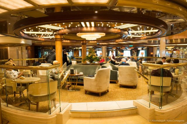 El Royal Princess atraca en Cartagena y recibirá a los veinte primeros turistas que embarcarán desde el puerto - 4, Foto 4