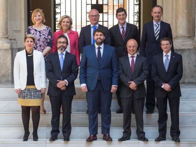 López Miras: Cuento con el mejor equipo posible para ofrecer a los ciudadanos de la Región las soluciones que esperan de nosotros - 2, Foto 2