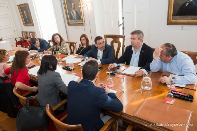 La Junta de Gobierno Local desestima los recursos contra las bases de auxiliares administrativos - 1, Foto 1