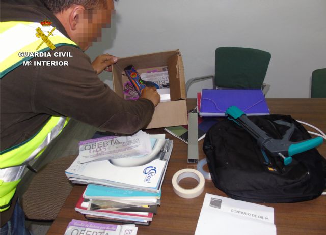 La Guardia Civil detiene a una persona por estafas en reformas de viviendas de La Manga - 2, Foto 2