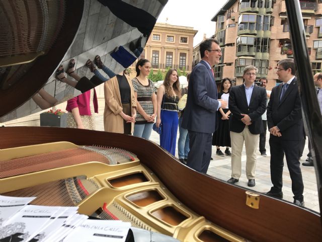 Pianistas de élite miden su talento coincidiendo con el evento ´Pianos en la calle´, que llenará de acordes las plazas de Murcia mañana - 3, Foto 3