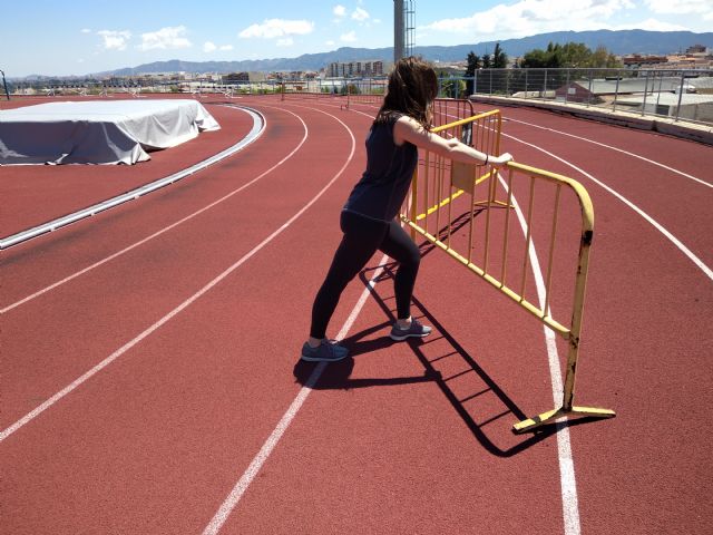 El PSOE denuncia que el Partido Popular suma ocho años sin dar una solución al hundimiento de la pista de atletismo Manuel Ruiz Pérez - 2, Foto 2