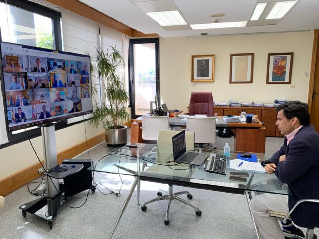 La Comunidad solicita al Estado que elimine el exceso de requisitos a los transportistas en las operaciones de carga y descarga de productos - 1, Foto 1