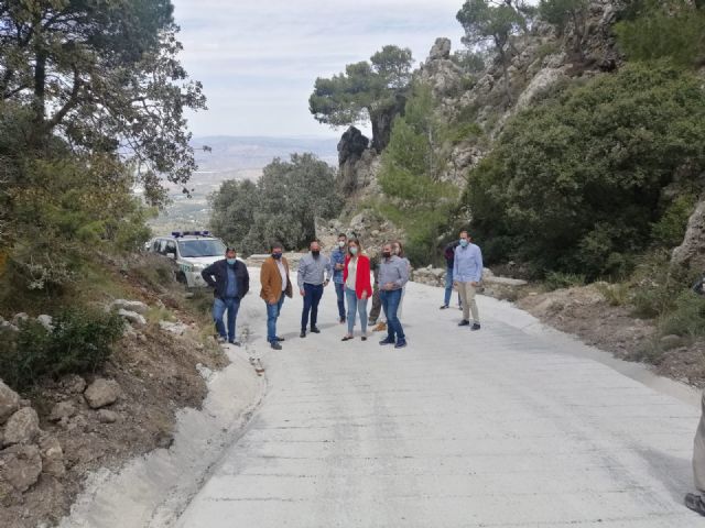 La Comunidad Autónoma repara los caminos forestales de acceso al punto de vigilancia de la Sierra de la Pila y al radar de la Agencia de Meteorología - 1, Foto 1